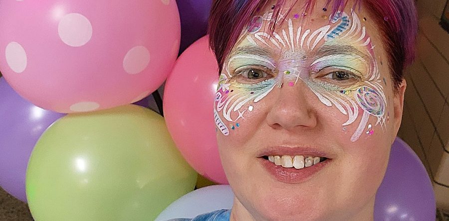 Balloon Artist Kasey Rondo